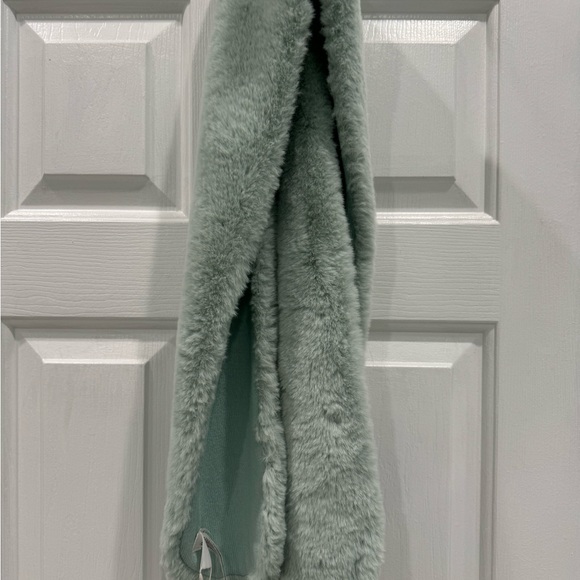 NWT Janie and Jack faux fur coat with matching scarf - Picture 8 of 12